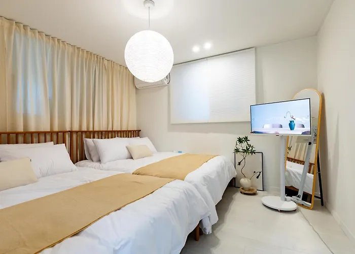 Hyehwa Station 5min , Private 2br Apartment Seoul