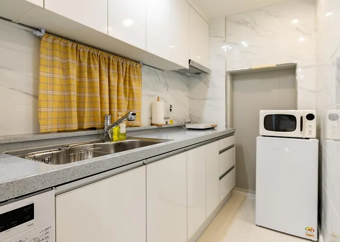 Hyehwa Station 5min , Private 2br
