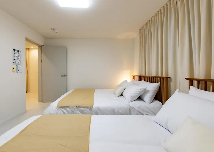 Hyehwa Station 5min , Private 2br Apartment