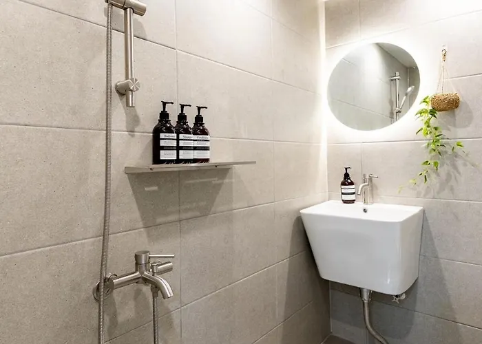 Hyehwa Station 5min , Private 2br Seoul